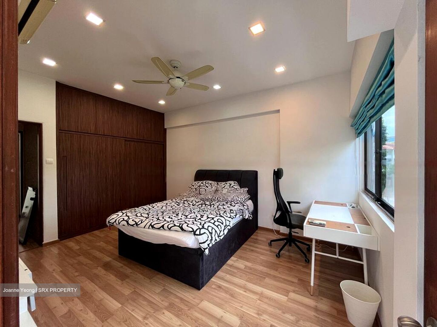 Queensway Tower / Queensway Shopping Centre (D3), Apartment #469147321